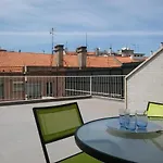 Zen Newton Apartment